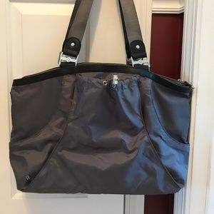 Baggallini yoga/sport tote gym bag